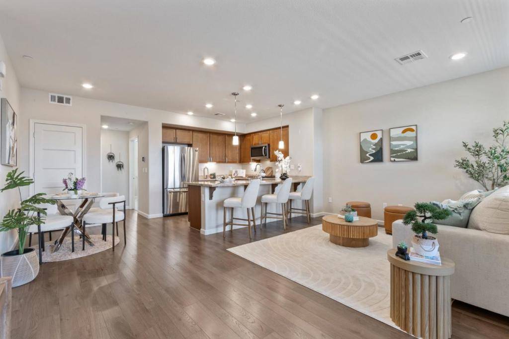Milpitas, CA 95035,1310 Thistle PL