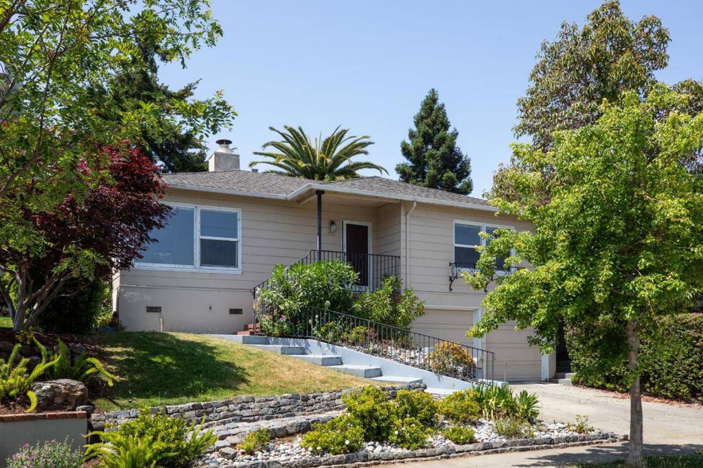 Burlingame, CA 94010,1437 Cabrillo AVE