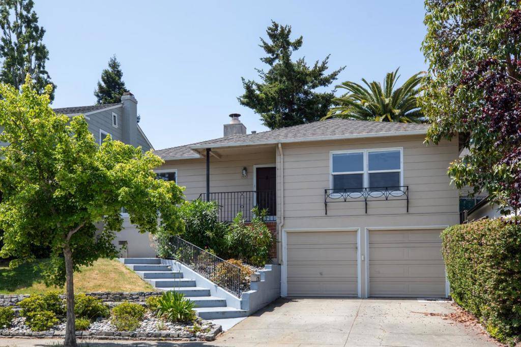 Burlingame, CA 94010,1437 Cabrillo AVE