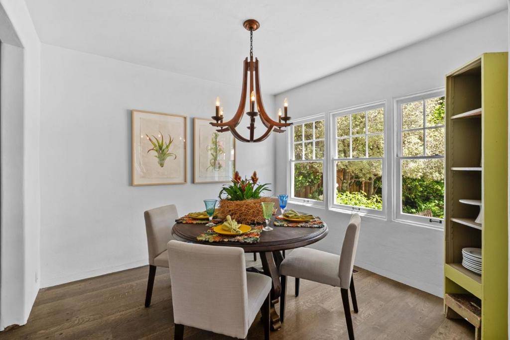 San Carlos, CA 94070,2133 Carmelita DR