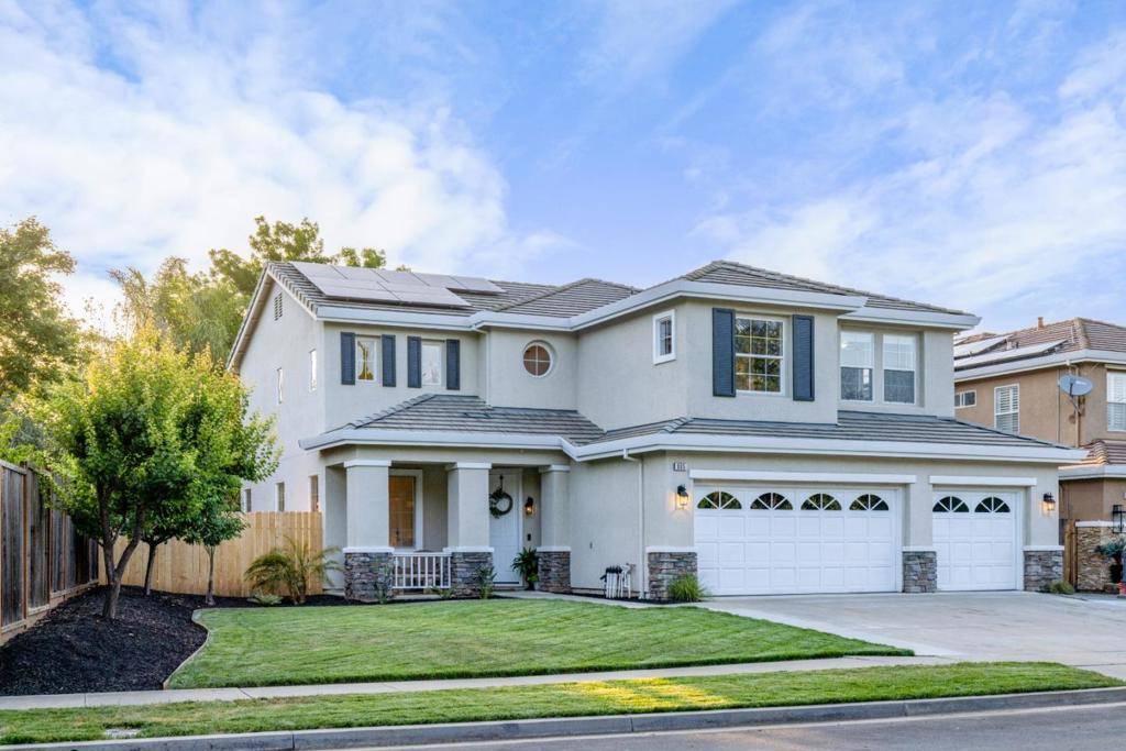 Gilroy, CA 95020,895 Oak Brook WAY