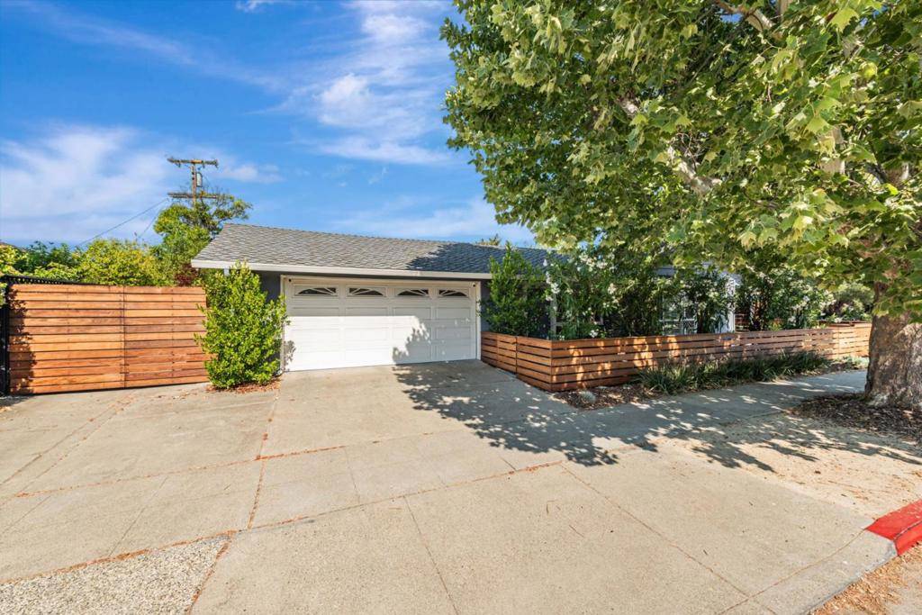 San Jose, CA 95124,2154 Los Gatos Almaden RD