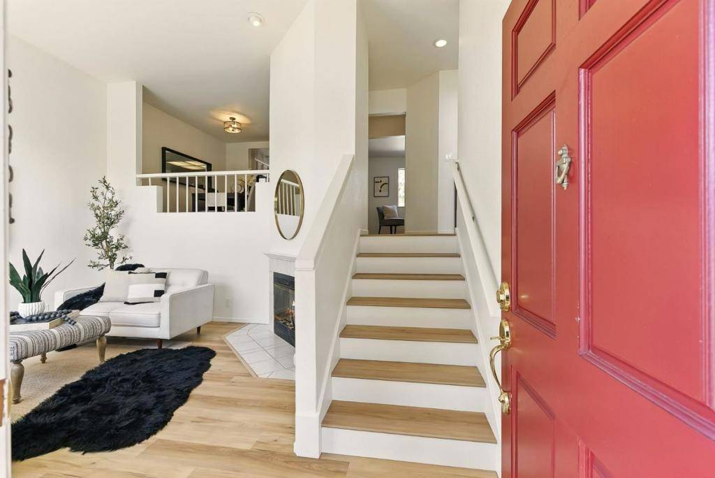 CA 94065,830 Portwalk PL
