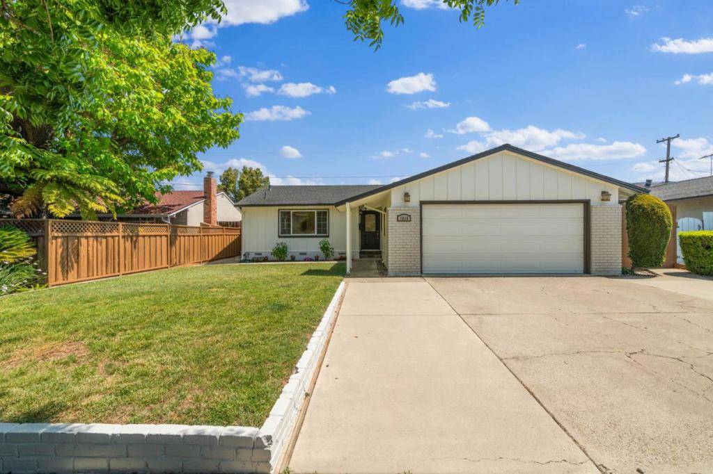 San Jose, CA 95124,1816 Rosswood DR