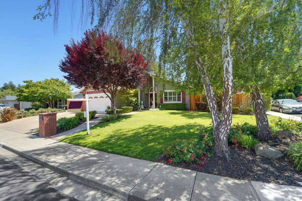 Martinez, CA 94553,1250 Heavenly DR