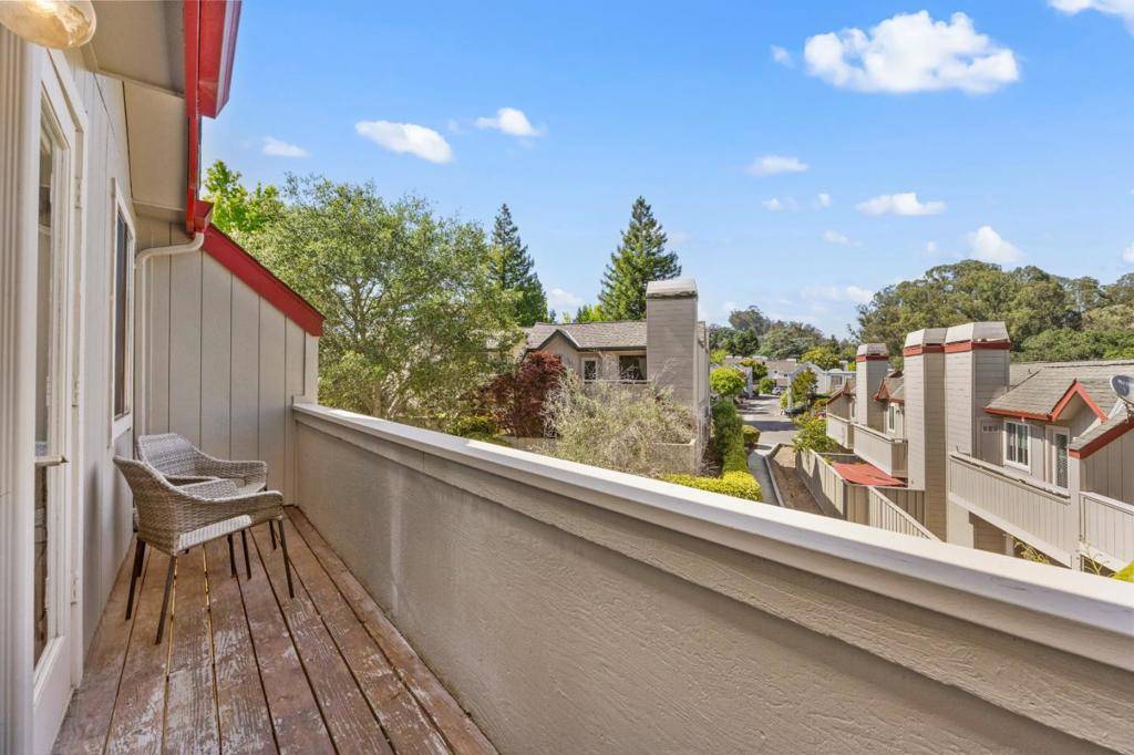 Santa Cruz, CA 95065,2707 Amberwood LN