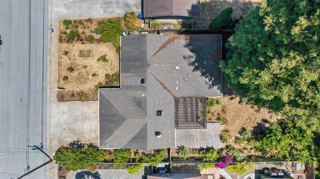 Watsonville, CA 95076,21 Karen DR