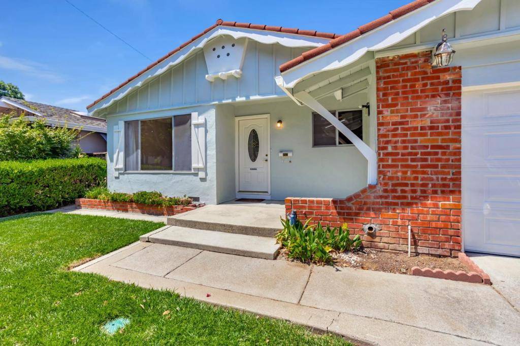 Campbell, CA 95008,4083 Acapulco DR