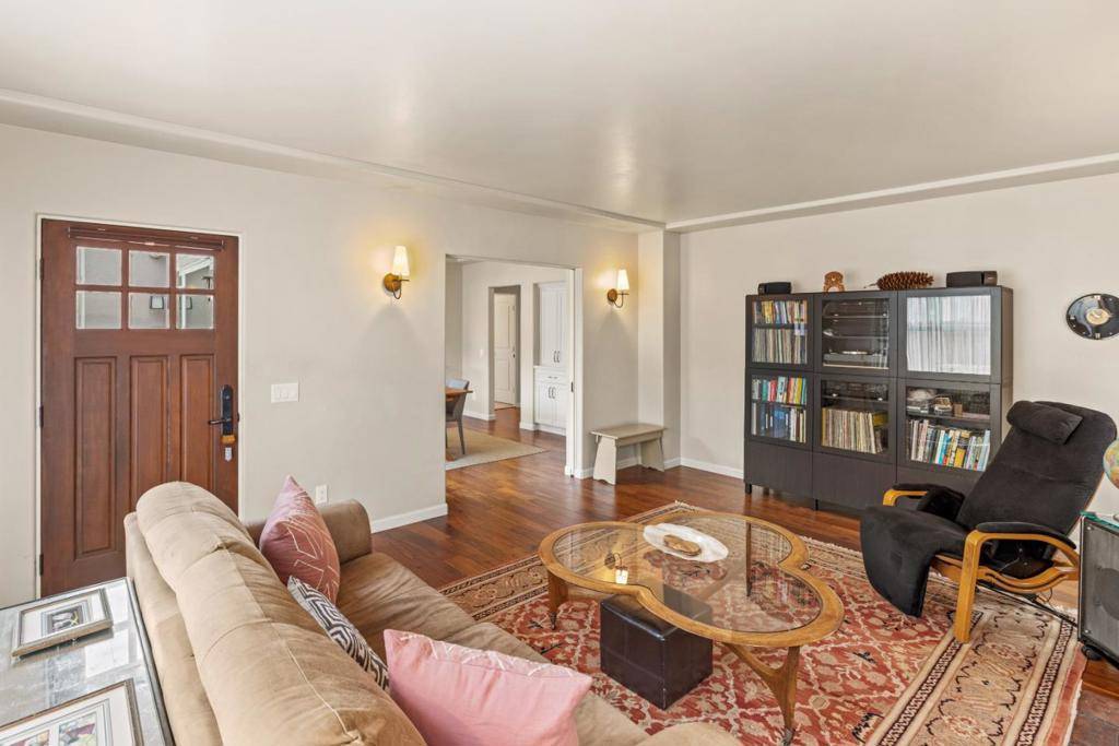 Monterey, CA 93940,118 El Dorado ST