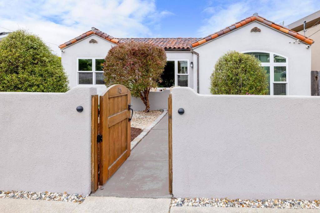 Monterey, CA 93940,118 El Dorado ST