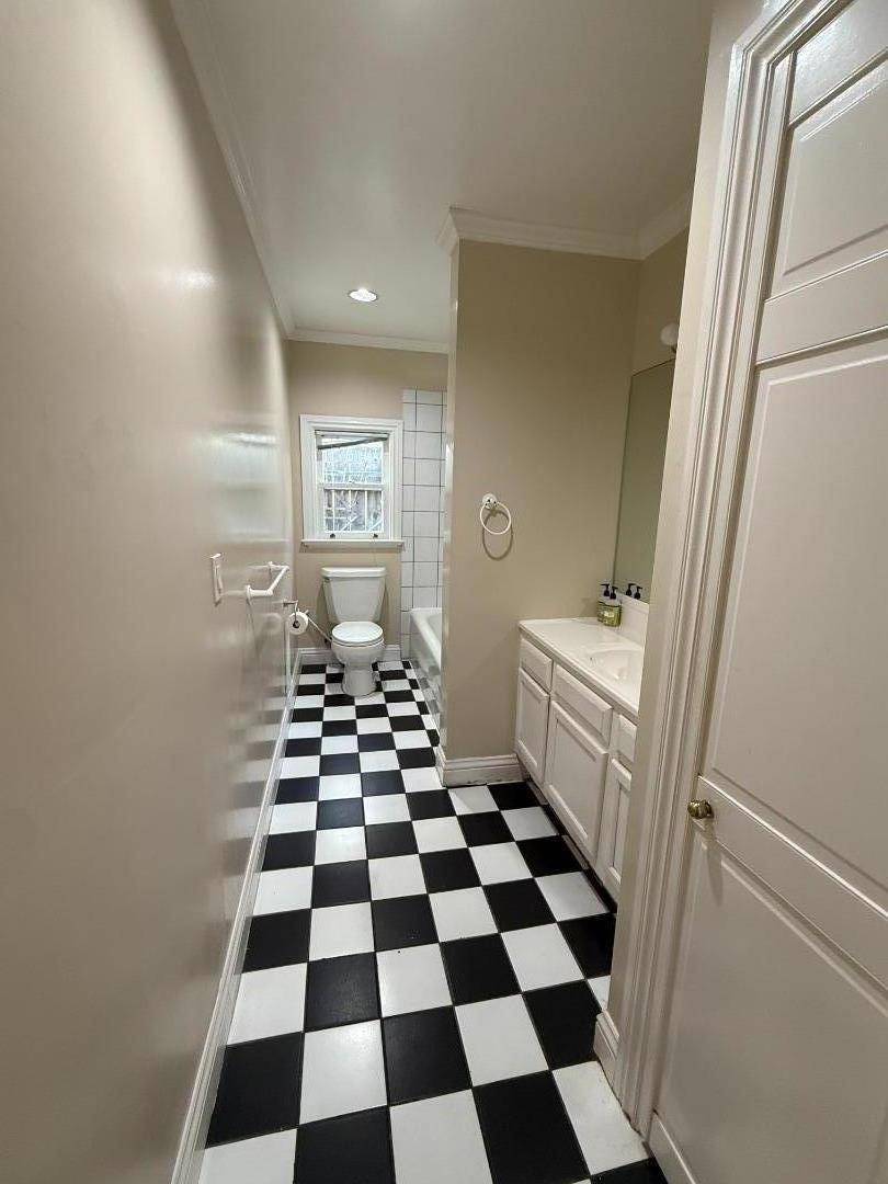 Berkeley, CA 94709,2326 Le Conte AVE #1