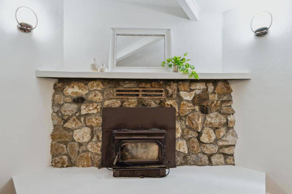 Ben Lomond, CA 95005,333 Dakenbrook DR