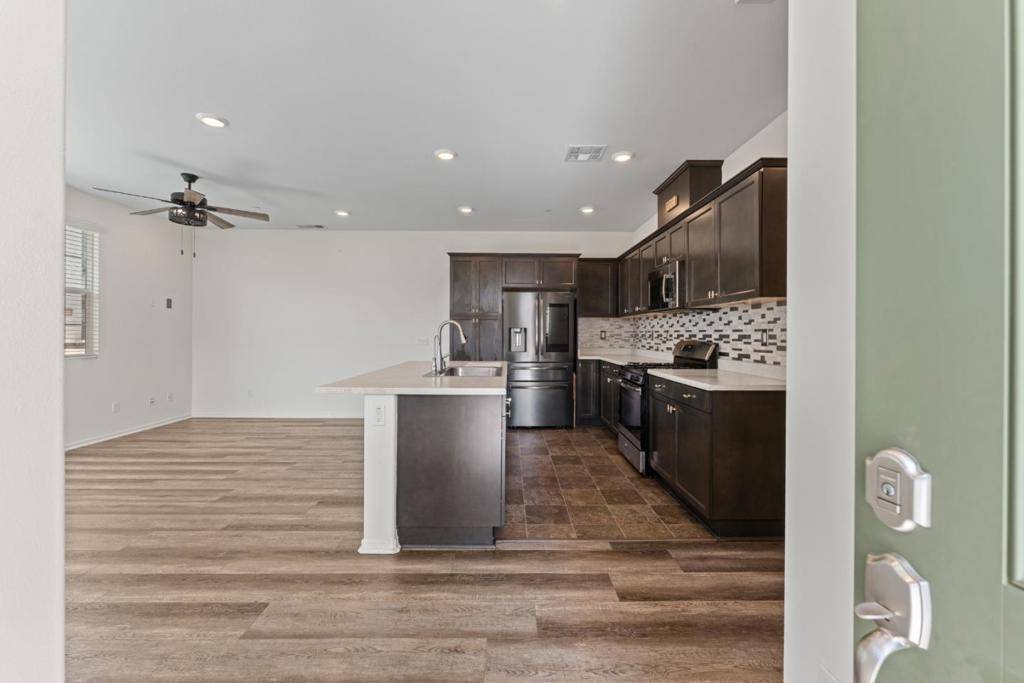 Menifee, CA 92584,30324 Town Square DR