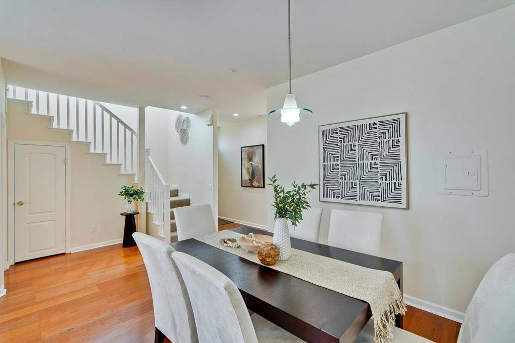 Palo Alto, CA 94306,2557 Park BLVD #L200