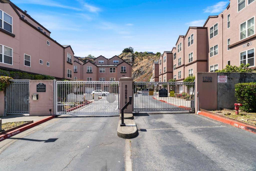 San Francisco, CA 94134,341 Stoneridge LN #5103