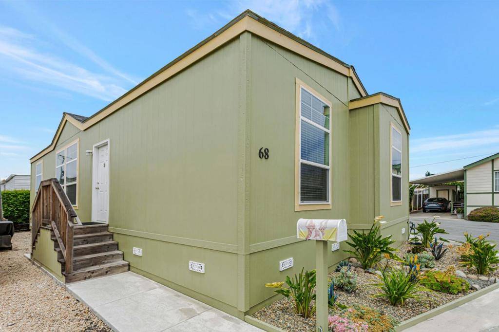 Marina, CA 93933,356 Reservation RD