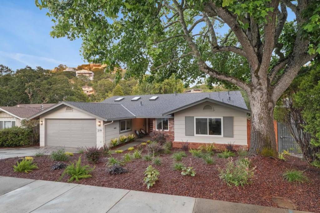 San Carlos, CA 94070,219 Devonshire BLVD