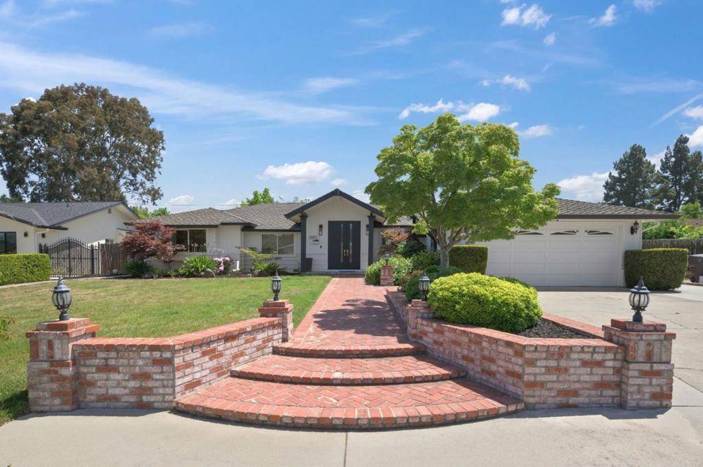 Saratoga, CA 95070,12057 Country Squire LN