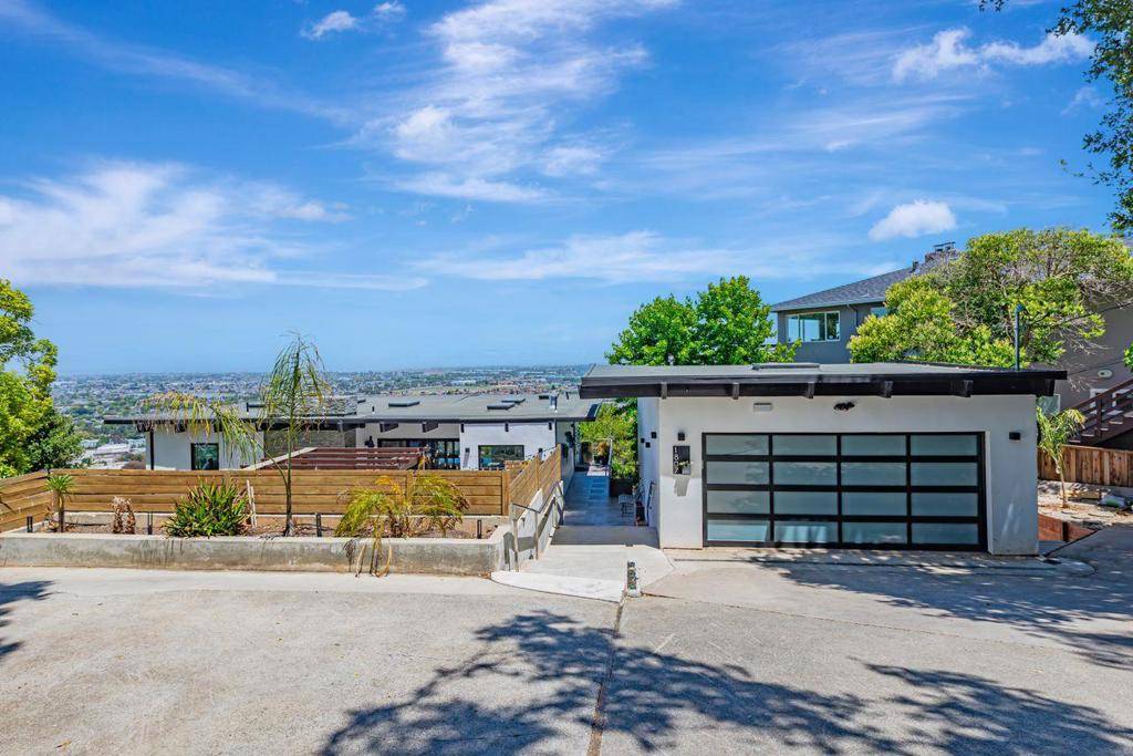 Belmont, CA 94002,1807 Mezes AVE