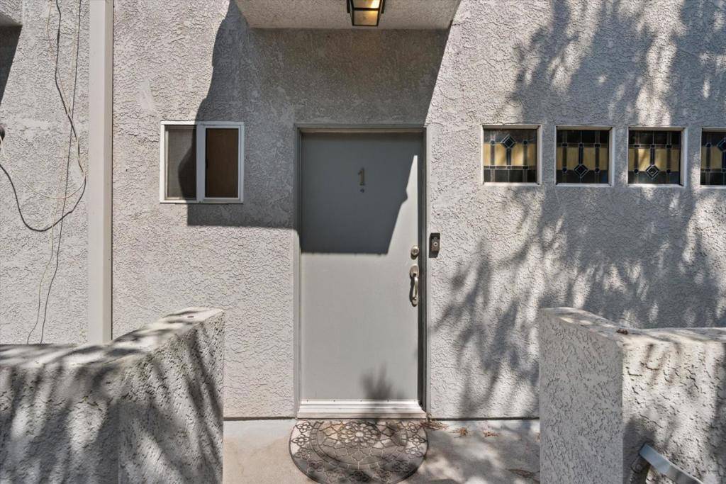 Sherman Oaks, CA 91411,15153 Burbank BLVD #1