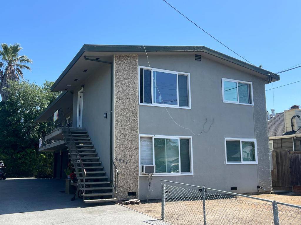 Redwood City, CA 94063,2857 Marlborough AVE