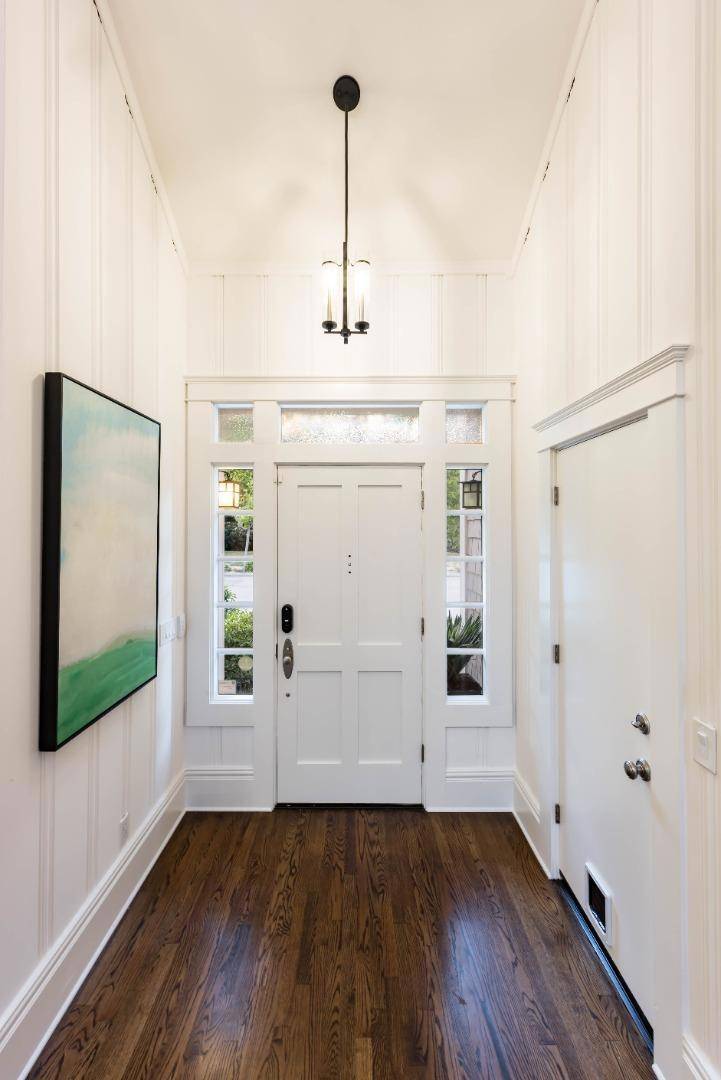 Palo Alto, CA 94301,300 Lowell AVE