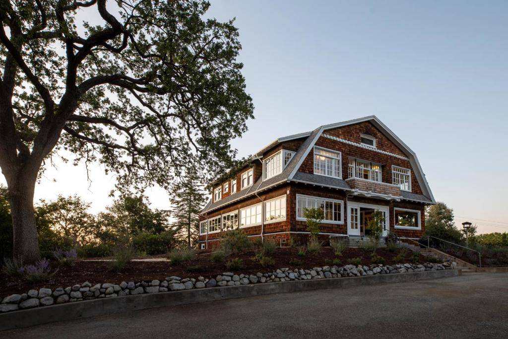 Los Altos Hills, CA 94022,25671 Chapin RD