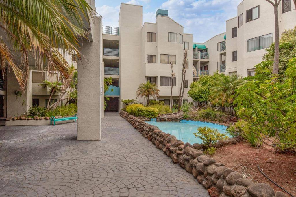 San Mateo, CA 94401,320 Peninsula AVE #104