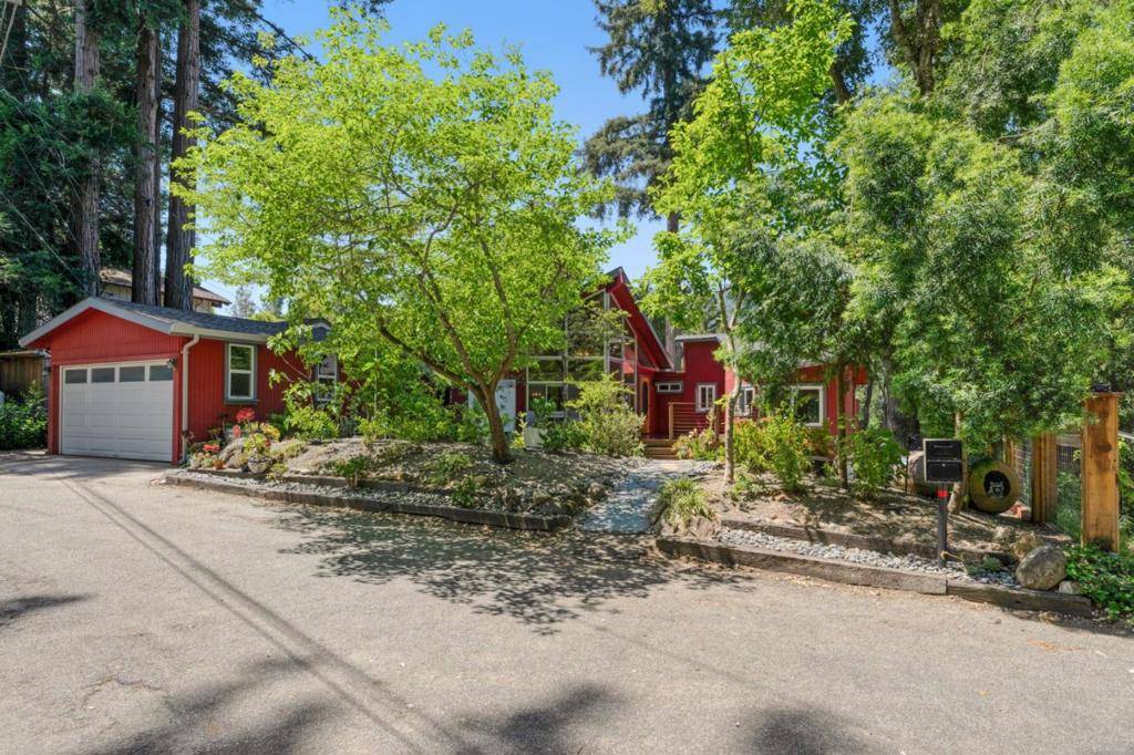 Boulder Creek, CA 95006,545 Debbie CT