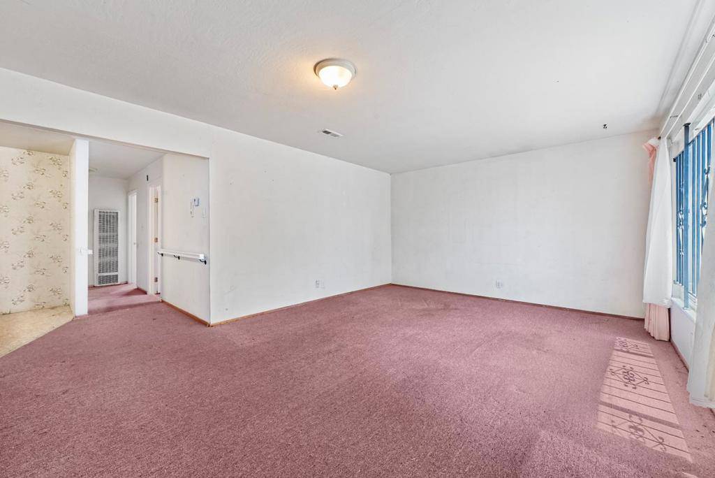Hayward, CA 94544,338 Copperfield AVE