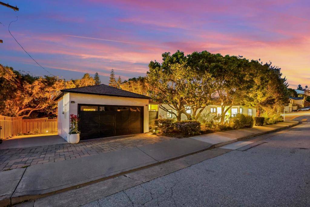 San Mateo, CA 94403,500 La Casa AVE