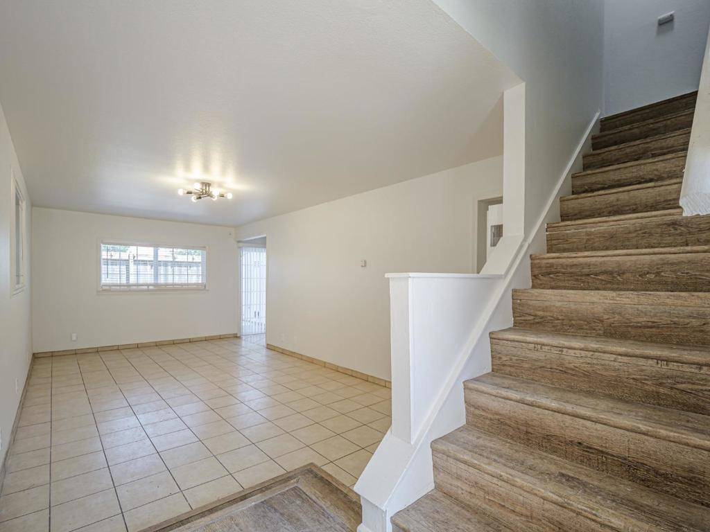 Salinas, CA 93905,914 Acosta PLZ #83