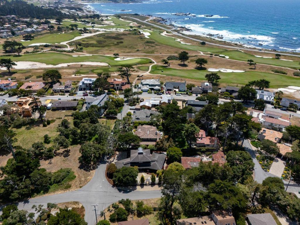 Pebble Beach, CA 93953,1030 Vaquero RD