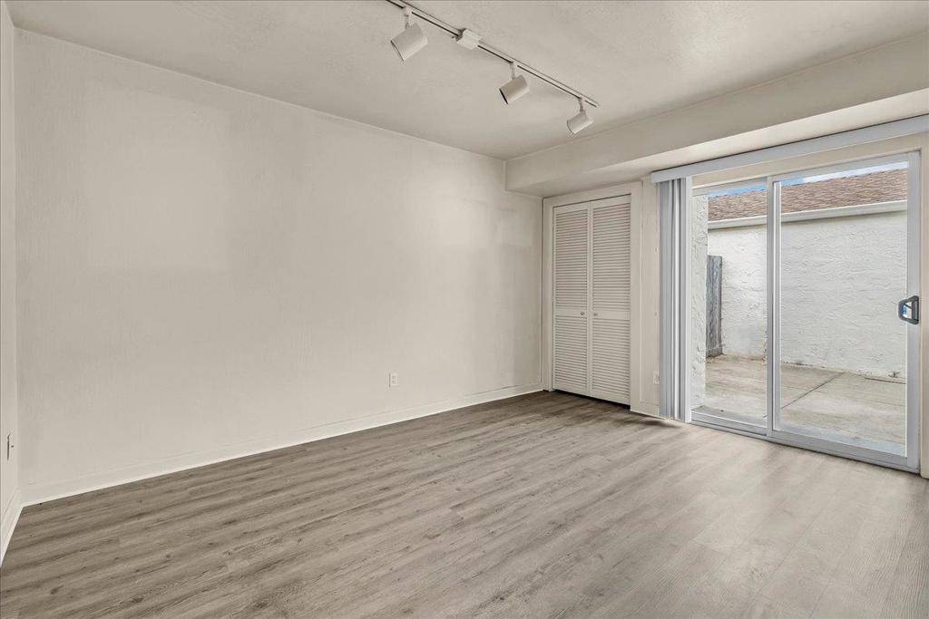 Marina, CA 93933,3137 Seacrest AVE #17