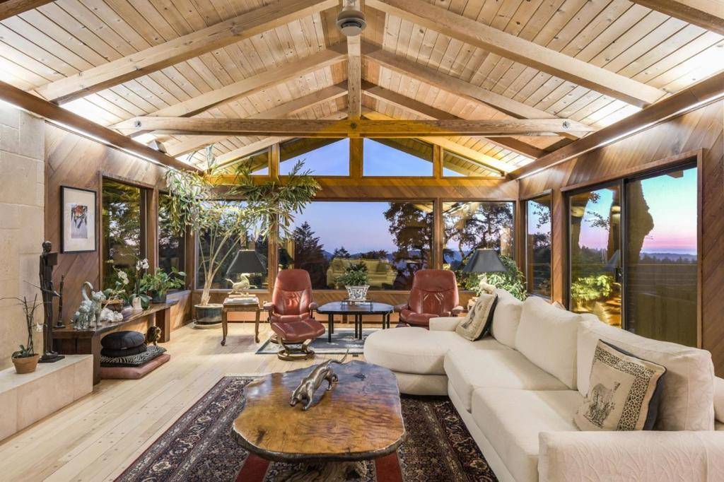 Los Gatos, CA 95033,170 Fox RUN