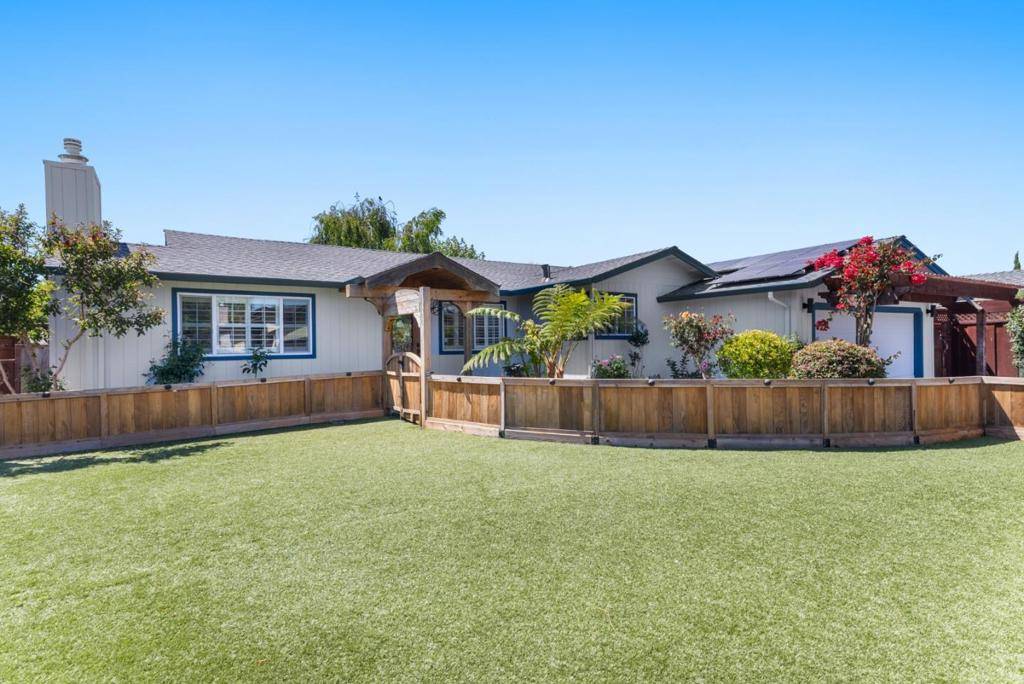Santa Cruz, CA 95062,2257 Juan Pablo LN