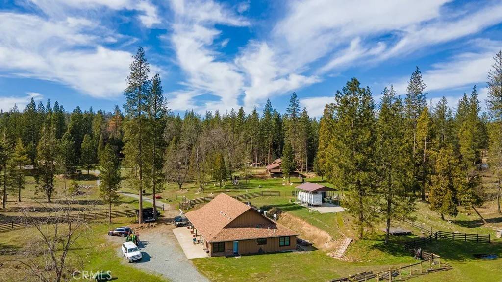 Coulterville, CA 95311,9850 Ernst RD