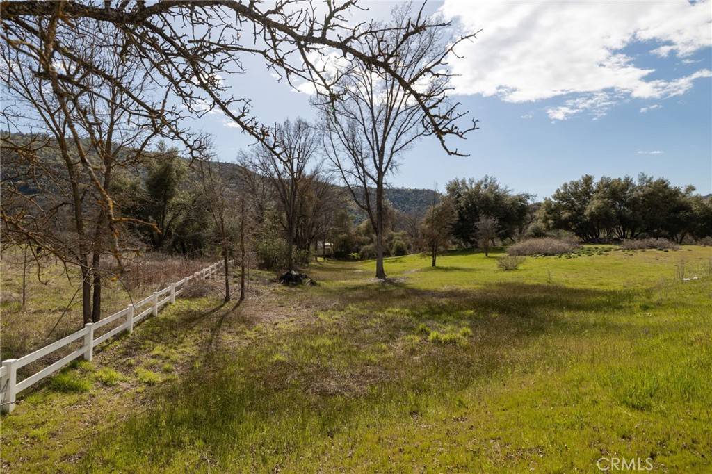 Ahwahnee, CA 93601,141 Lot #30 Indian Rock RD
