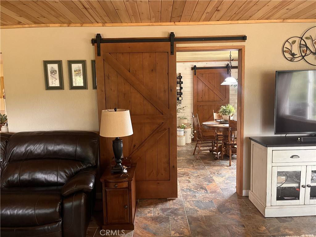 Mariposa, CA 95338,5327 Carleton RD