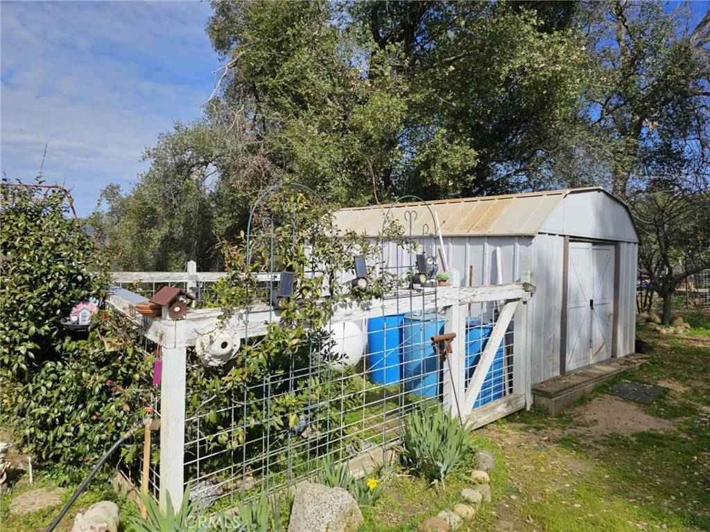 5085 Boyer RD Mariposa, CA 95338