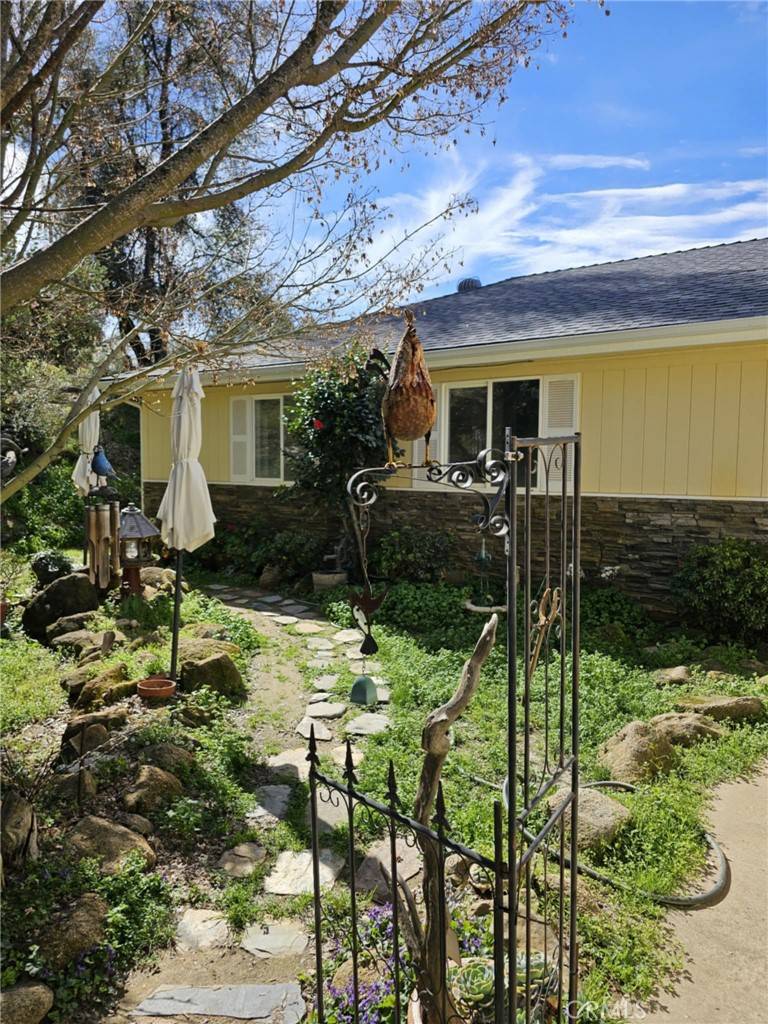 Mariposa, CA 95338,5085 Boyer RD