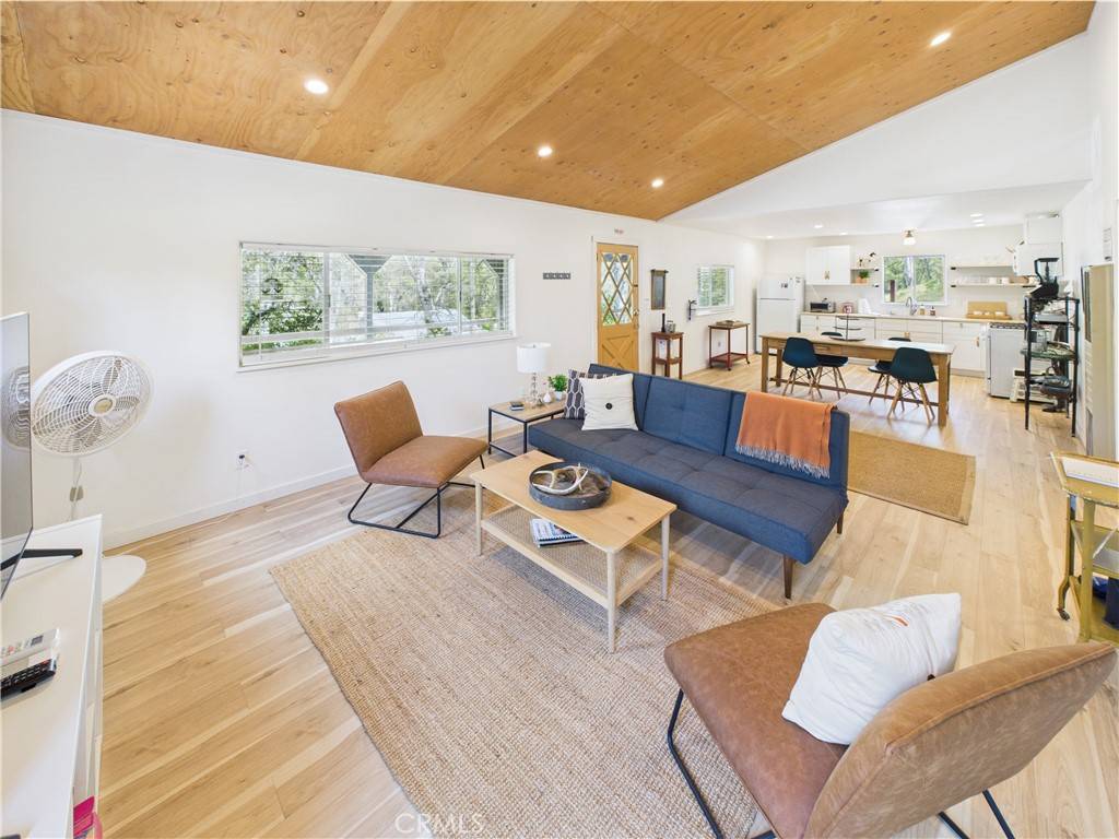 5829 E Whitlock RD Mariposa, CA 95338