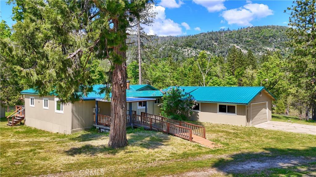 Mariposa, CA 95338,3028 Triangle Park RD
