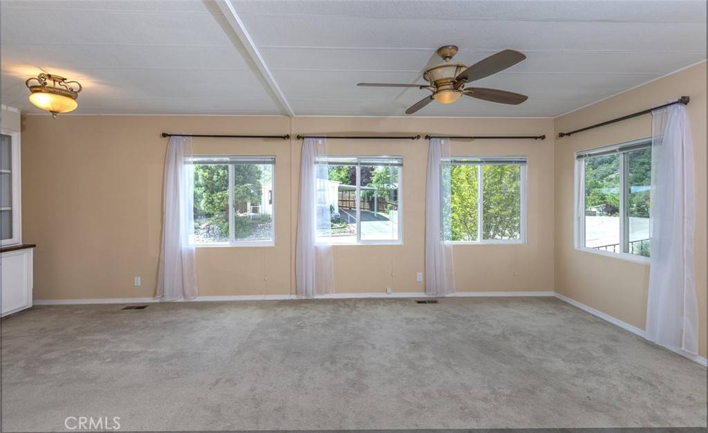 5277 Highway 49 N #9 Mariposa, CA 95338