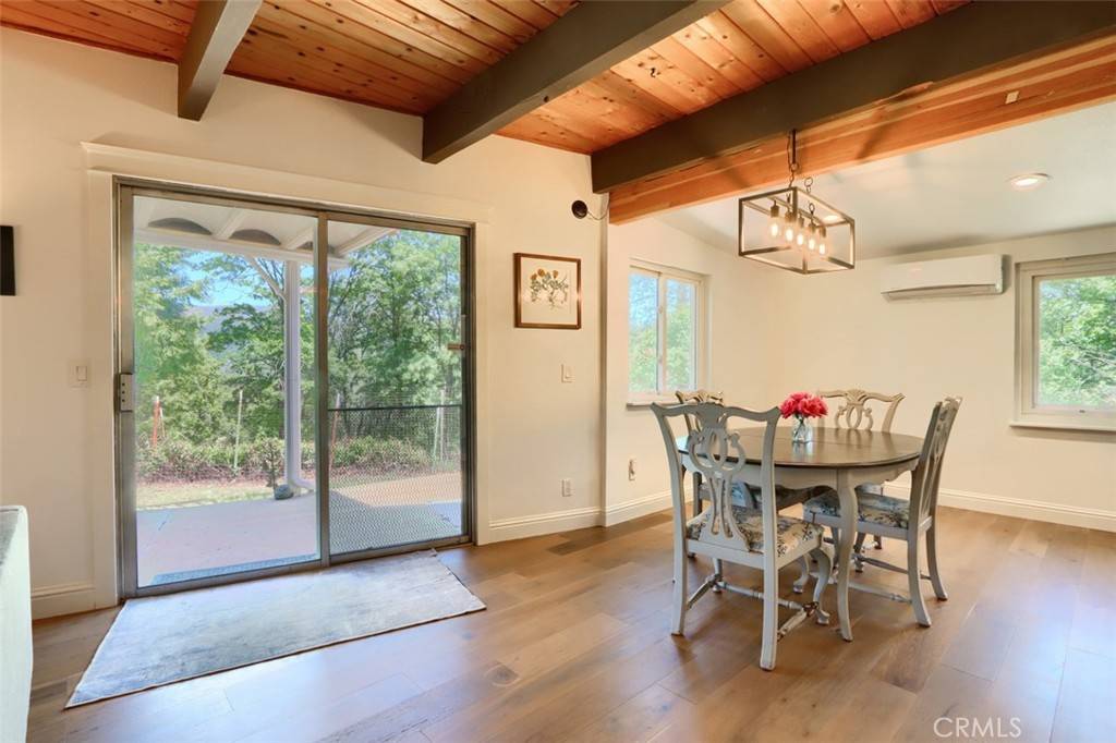 Mariposa, CA 95345,5192 Oak RD