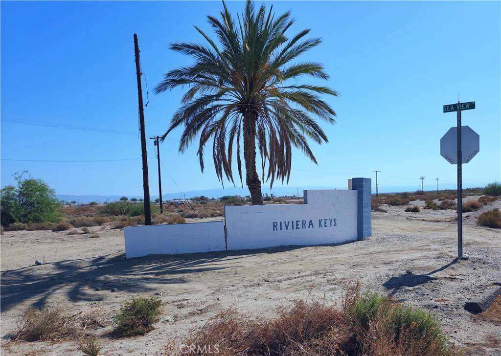 Salton Sea, CA 92274,2384 Oahu LN