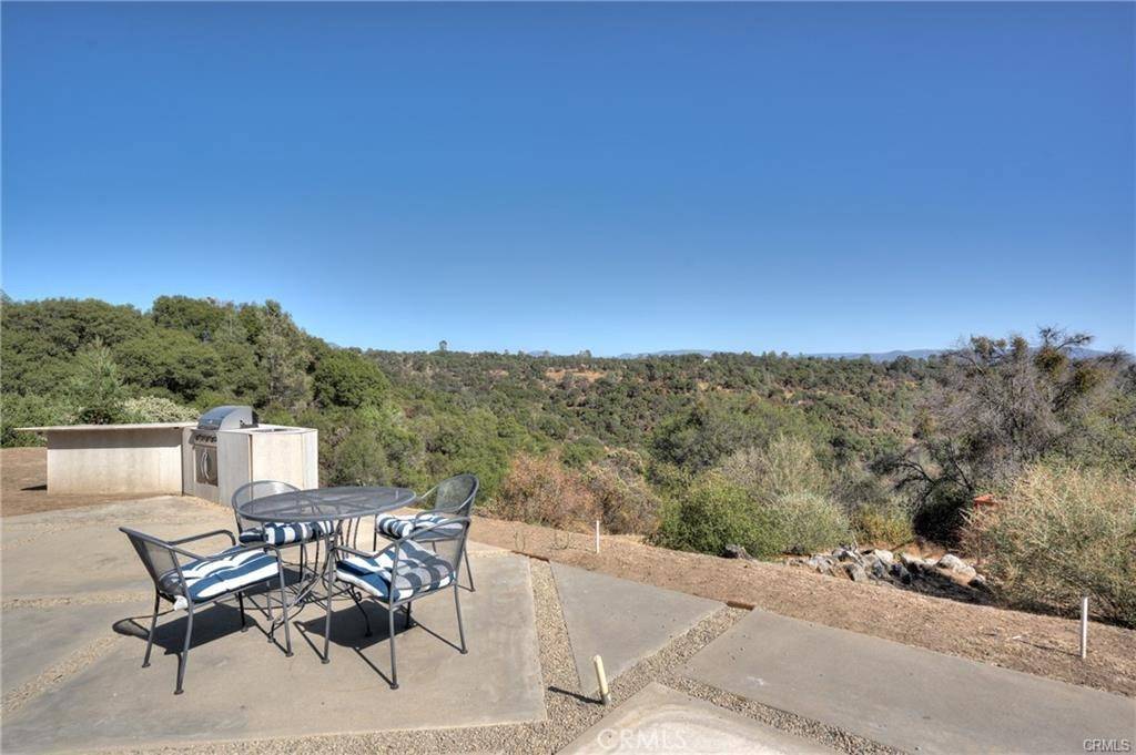 North Fork, CA 93643,54482 Pine Tree LN