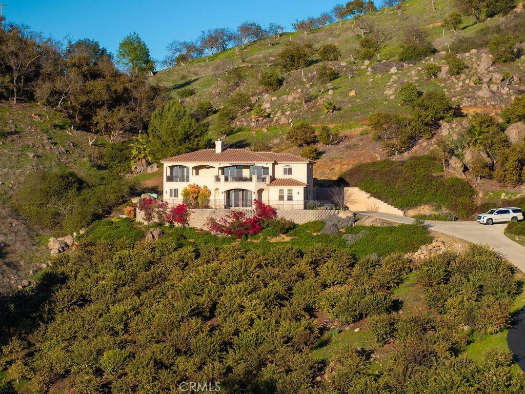 Fallbrook, CA 92028,2115 Rainbow Glen RD