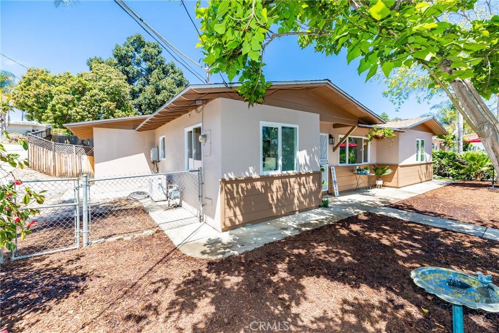 Fallbrook, CA 92028,242 E Kalmia ST
