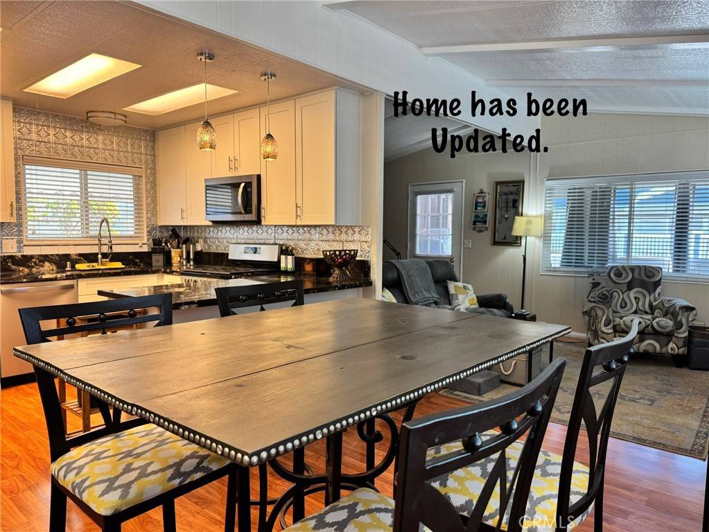 Escondido, CA 92029,1751 W CITRACADO #212